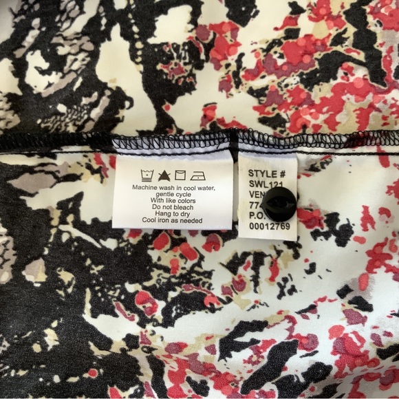 NWOT Mixed Print Blouse - Picture 10 of 10
